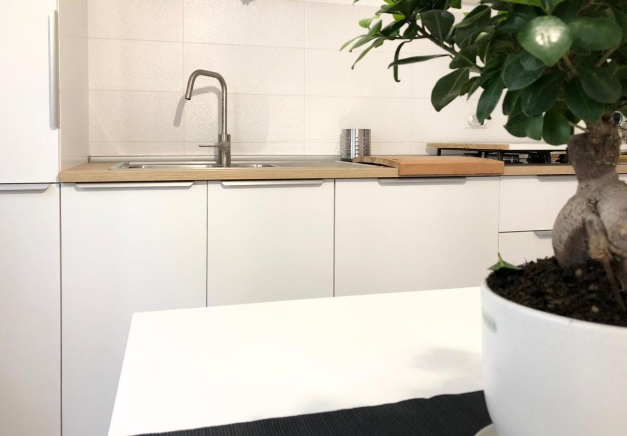Italien chic, camera con bagni condivisi Bari Esterno foto